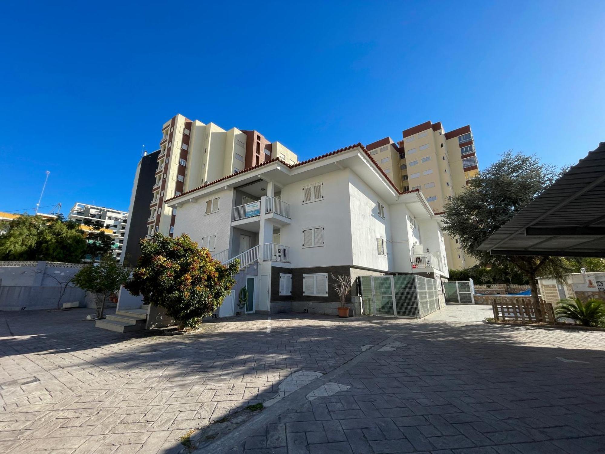 Apartamentos Gandia Centro 3000 Luaran gambar